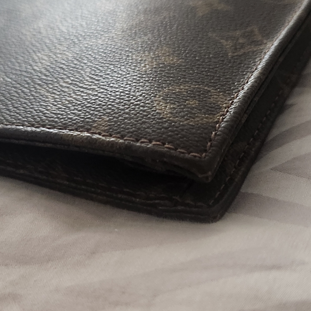 Louis Vuitton Monogram Soft Sided Three Compartment Retractable Handle Briefcase - Picture 3 of 6